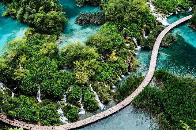 Croatia - Plitvice Lake - Small.jpg