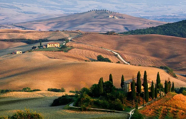 Italy - Tuscany - Small.jpg