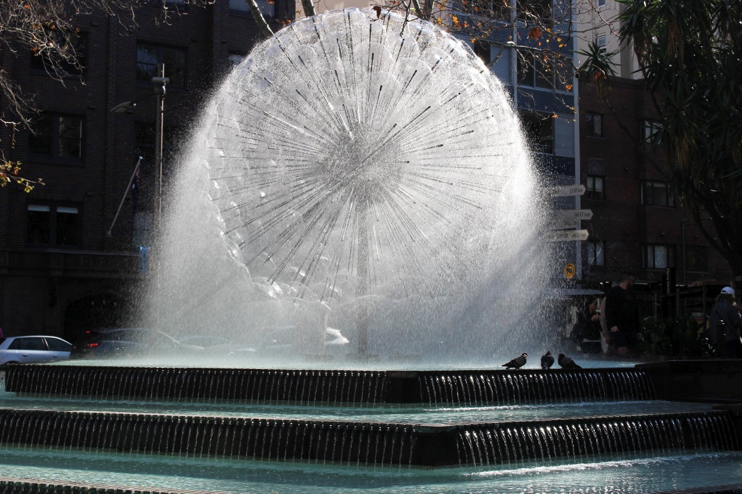 el alamein memorial fountain potts point
