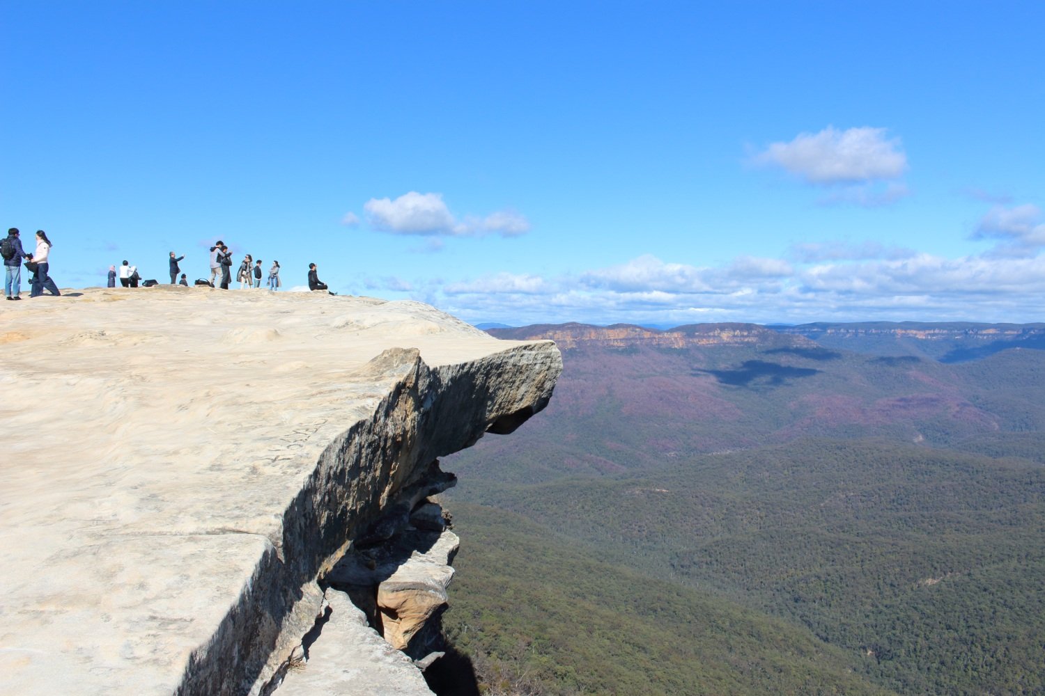 Lincoln Rock Blue Mountains tours