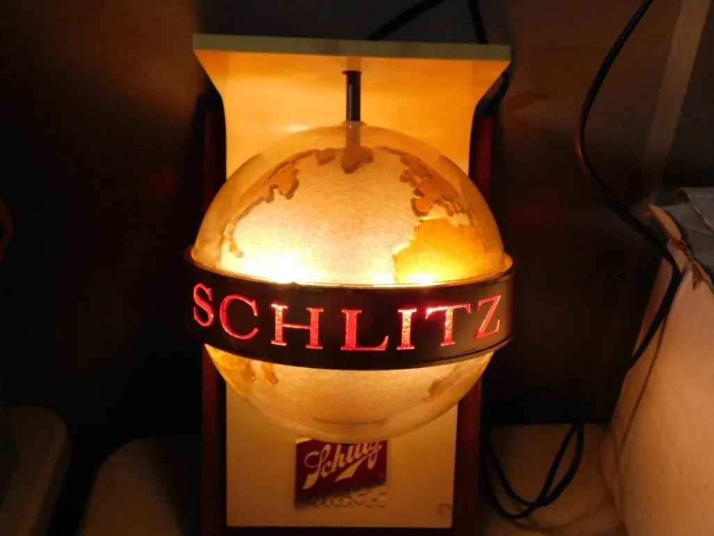 Nov 17, 2025 Vintage, Sports Memorabilia, Collectibles, New Merchandise, Etc Auction