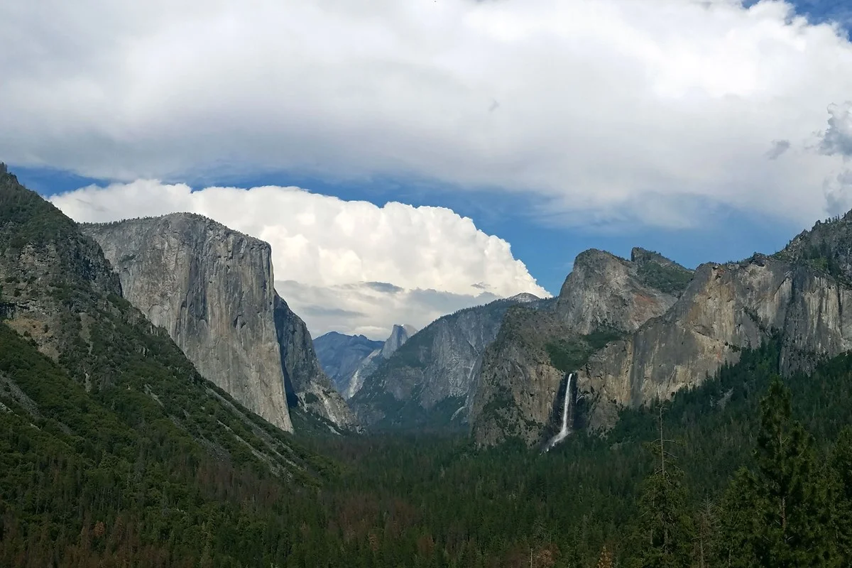 yosemite_valley.jpg