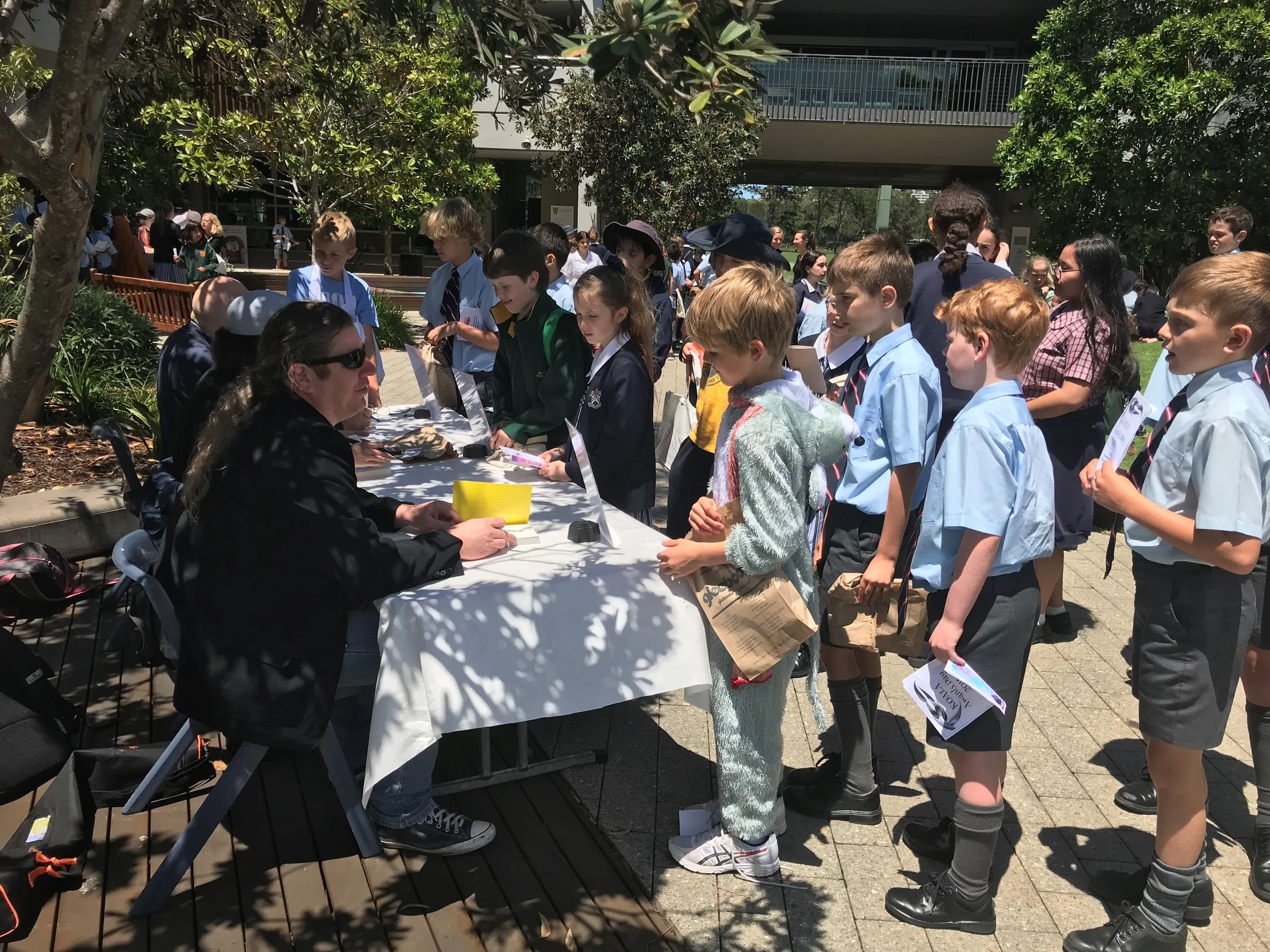 Jules Faber signing.jpg