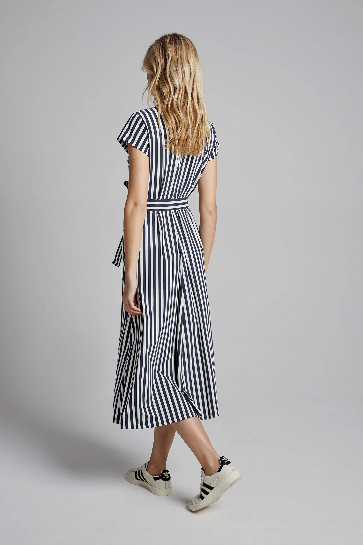 bellini_trvldrss_Long-SHirt-Dress-WARM-BLUE-back-(46).jpg