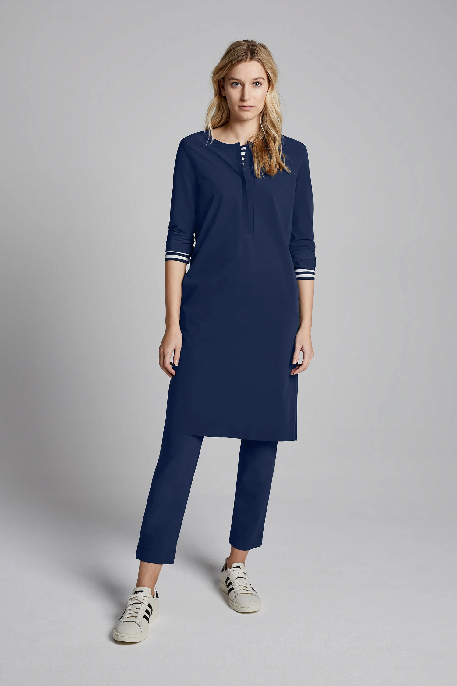 bellini_trvldrss_Tunic-Dress,-Basic-Pants,-T-Top-WARM-BLUE-front(52).jpg