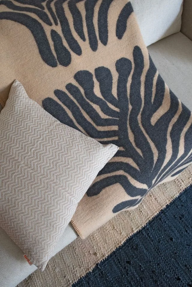 Black:nature Pine.jpeg