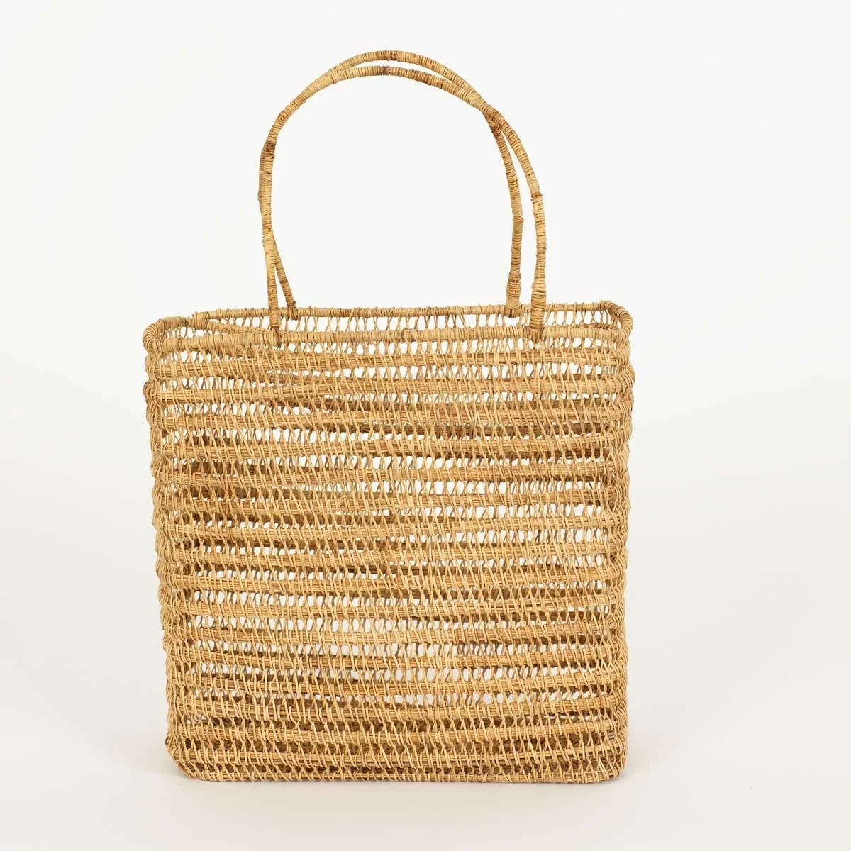Straw small basket.jpeg