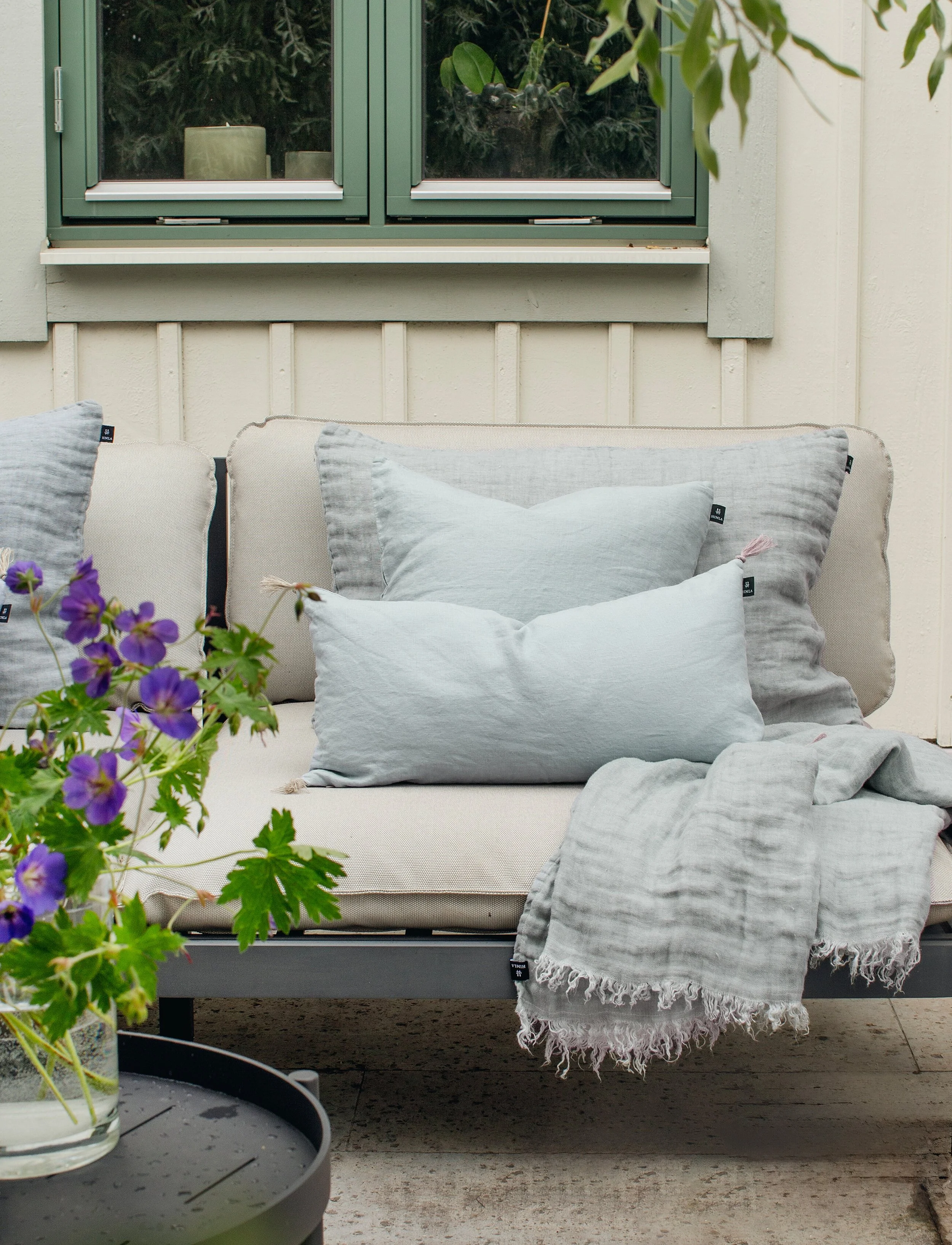 hannelin-cushion-cover-cloudy-sky-50x70-cm.jpg