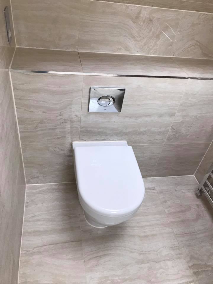 wetroom toilet with shelving for storage