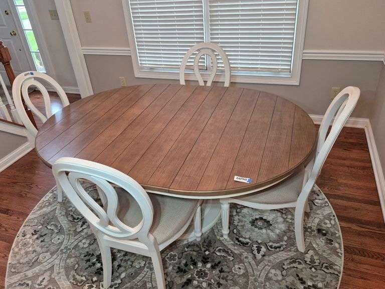 Online Auction in Pickerington