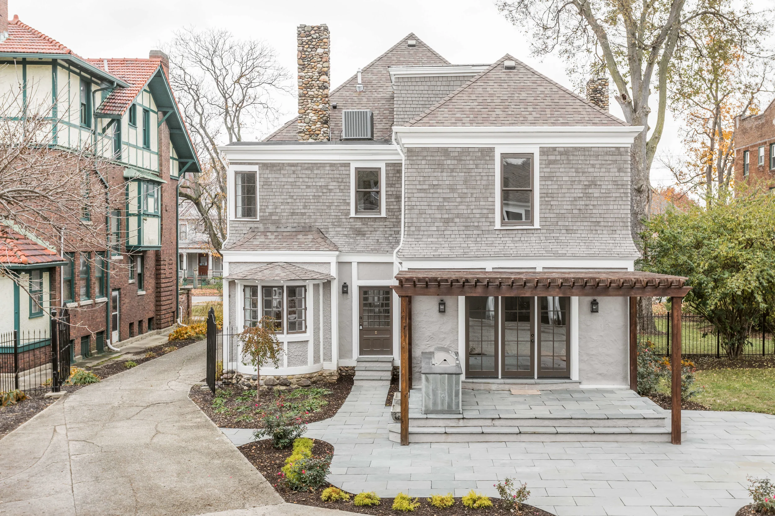 1421 N Central-72.jpg