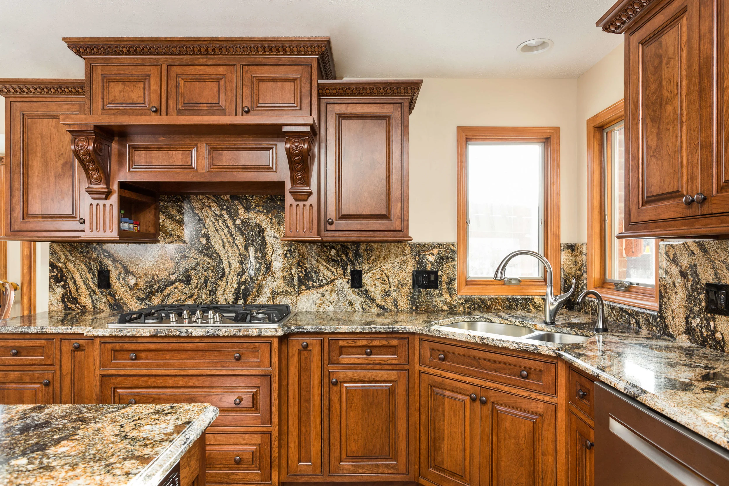 Kitchen-7.jpg