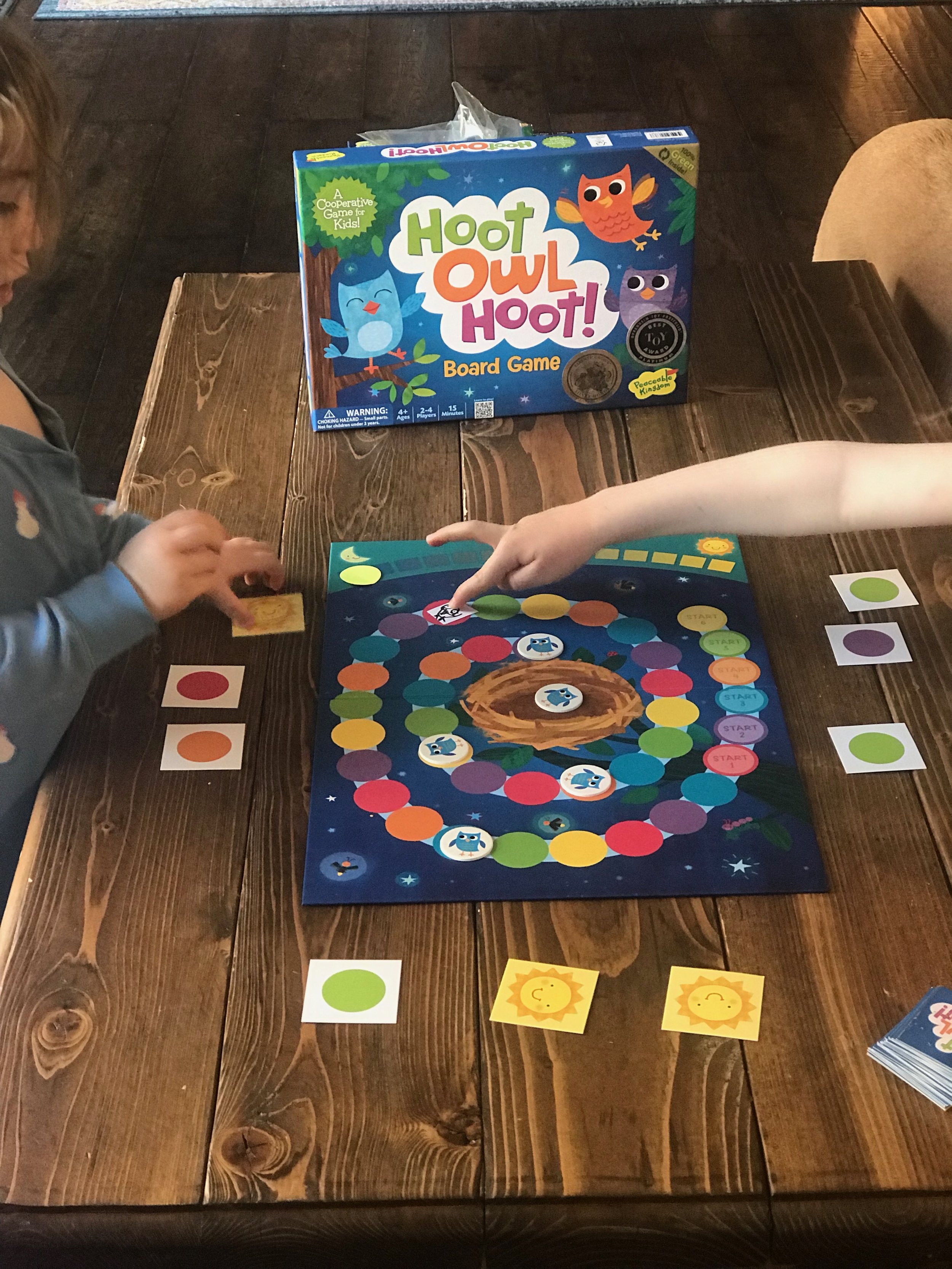 Hoot Owl Hoot Peaceable Kingdom Award Winning Cooperative Board Game
