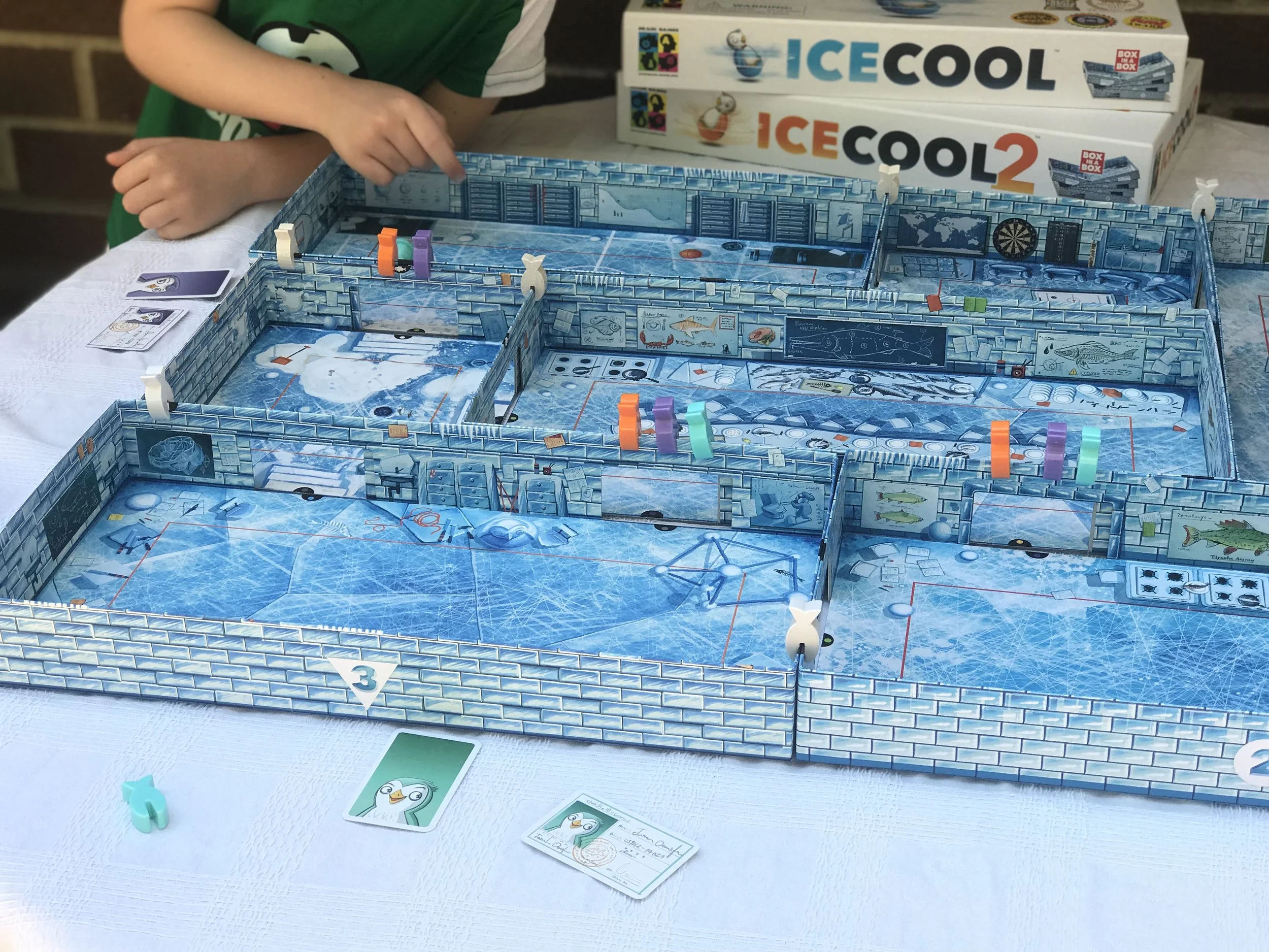 ICECOOL and ICECOOL2: The Penguin Flicking Family Board Game