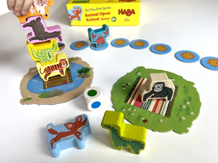 HABA 306193 Rhino Hero Junior - Gioco Cooperativo Per Bambini 2+ Anni, Impilare E Abbinare, Made In Germany