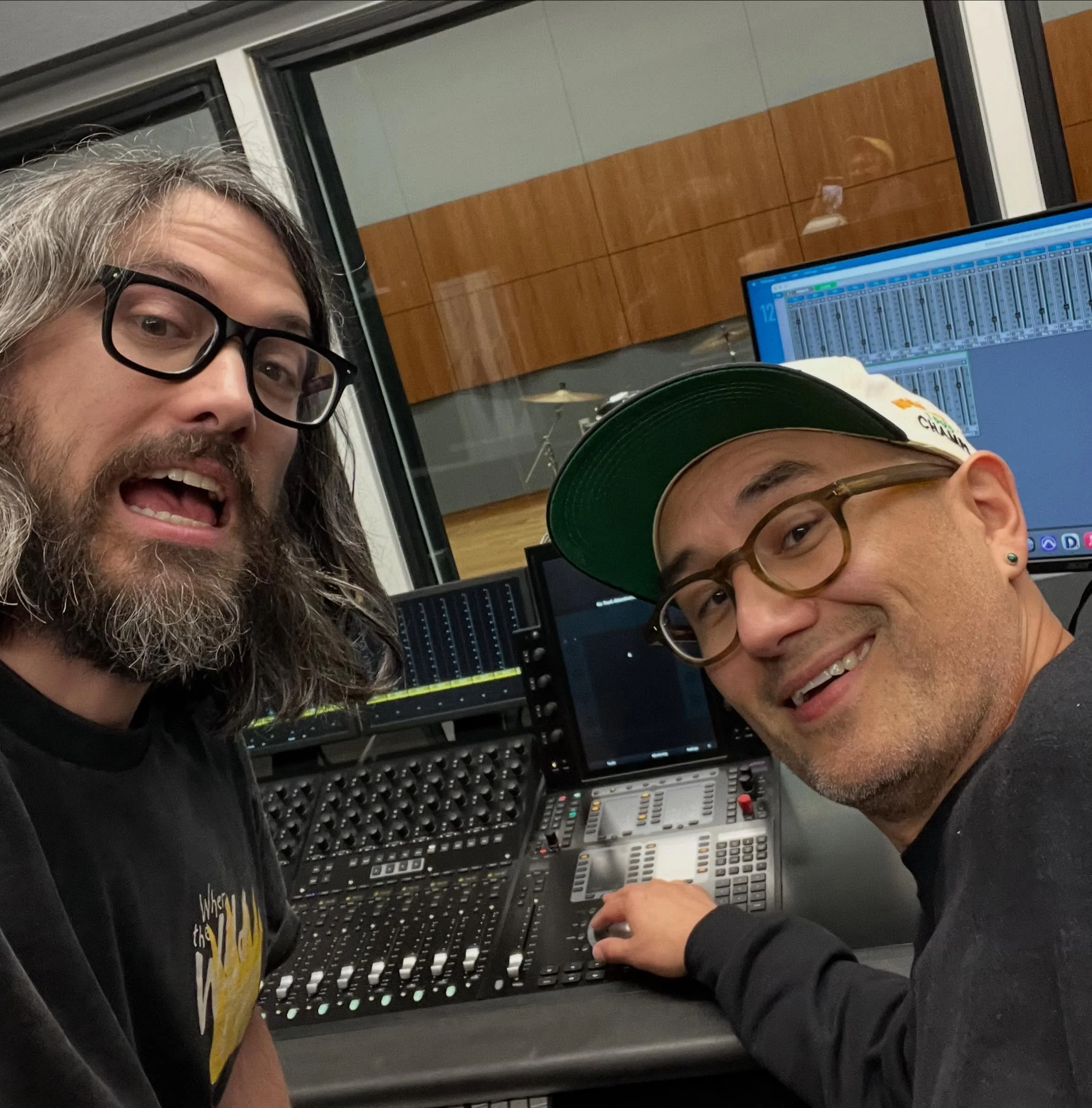 @zpvisual and I crash the @idreadthat_podcast today to talk about kid lit, our chess ratings, and the meaning of life. I propose we title this episode &ldquo;Lick the Rock&rdquo; because Zeke truly gave us an all-time great line. I think we need to c