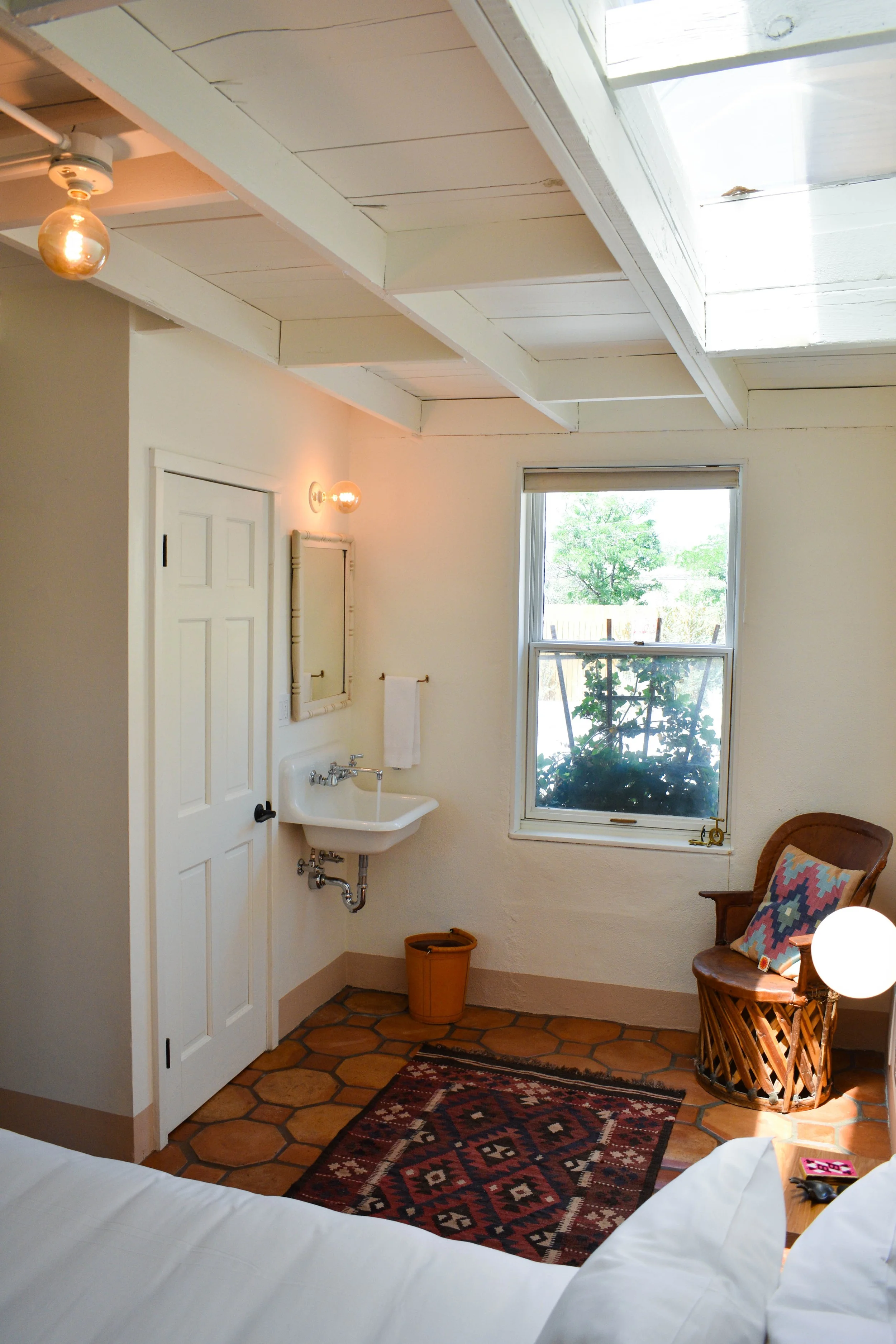 Sink Window Chair 2.jpg