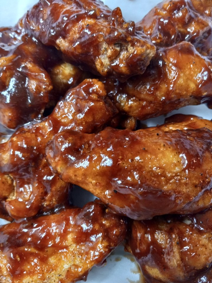   BBQ WINGS  