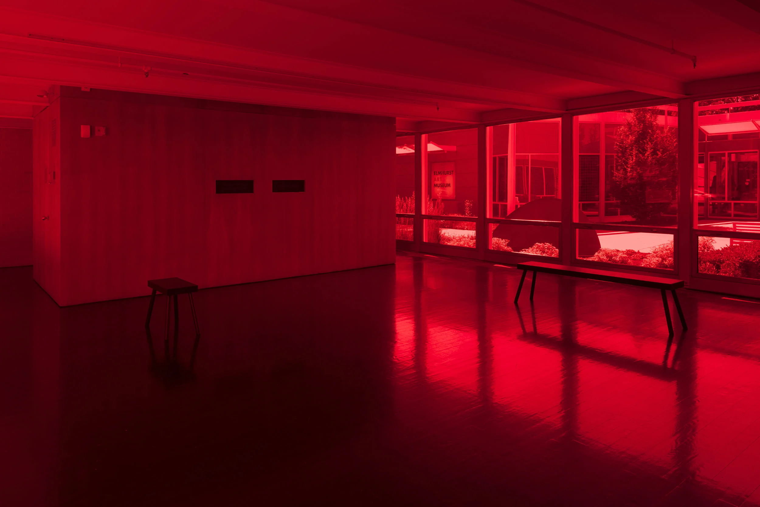Iñigo Manglano-Ovalle, Untitled Film (Red), installation view, Elmhurst Art Museum, Elmhurst, IL, 2018. Photography by James Prinz