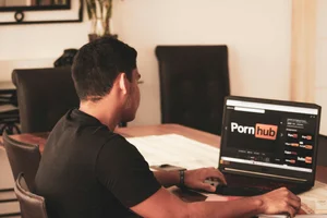 Does Porn Cause Anxiety? A Chicago Sex Therapist Explains
