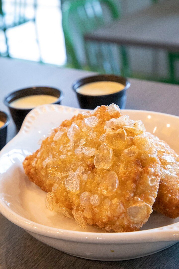 A classic crowd pleaser 🤤 Come and get your Empanadas! 

🥟Try our hand-made empanadas! Choose from Ground Beef, Chicken or Spinach stuffed with cheese!

#papischicken #empanadas #lelandnc #lelandfood #wilmington #wilmingtonnc #wrightsvillebeach #ca