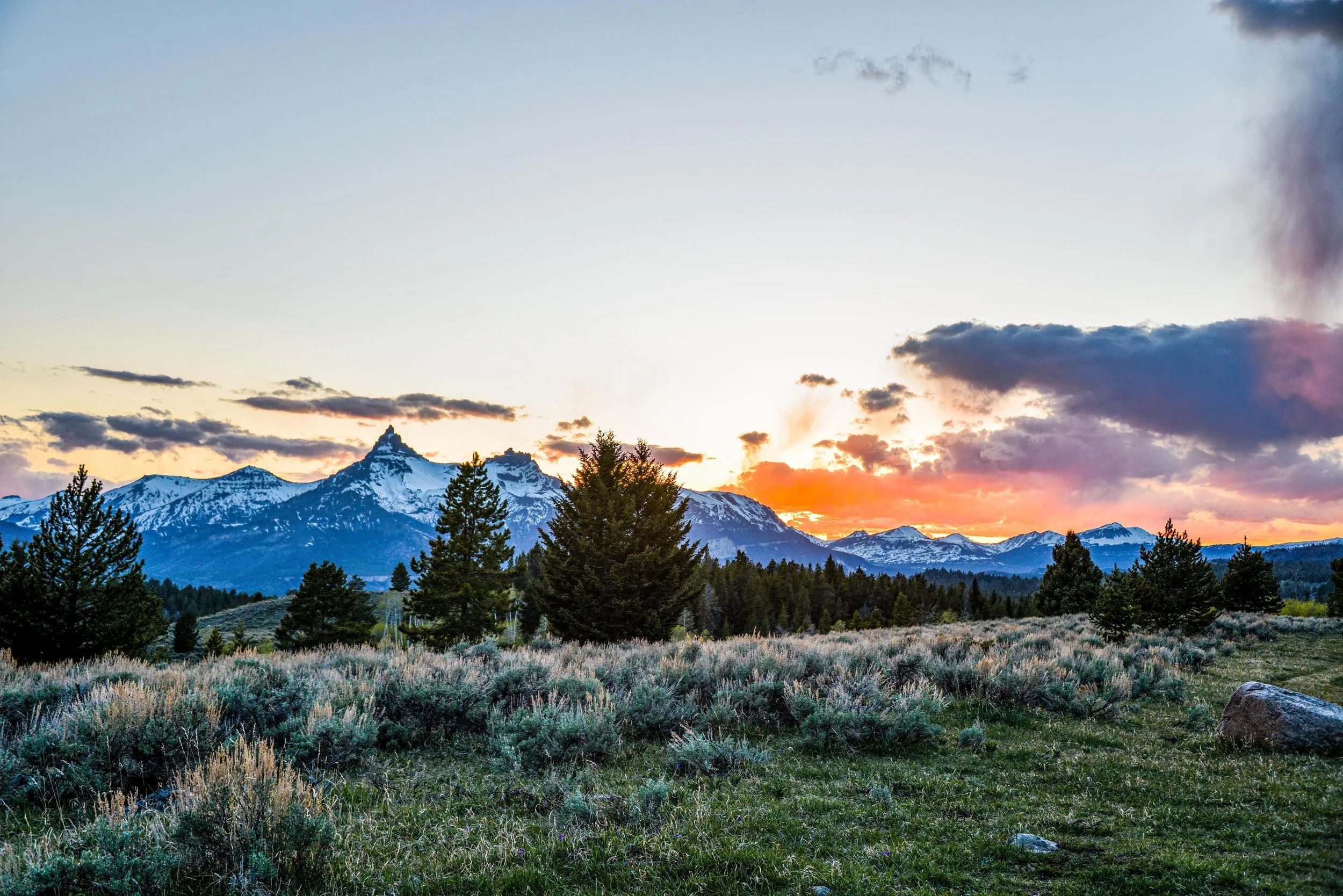 A couple shots of a beautiful sunset from camp over Memorial Day weekend.  The big picture and details are very different but both fabulous views in their own ways!  #sunset #sunsetphotography #landscapesphotography #camping #campinglife
