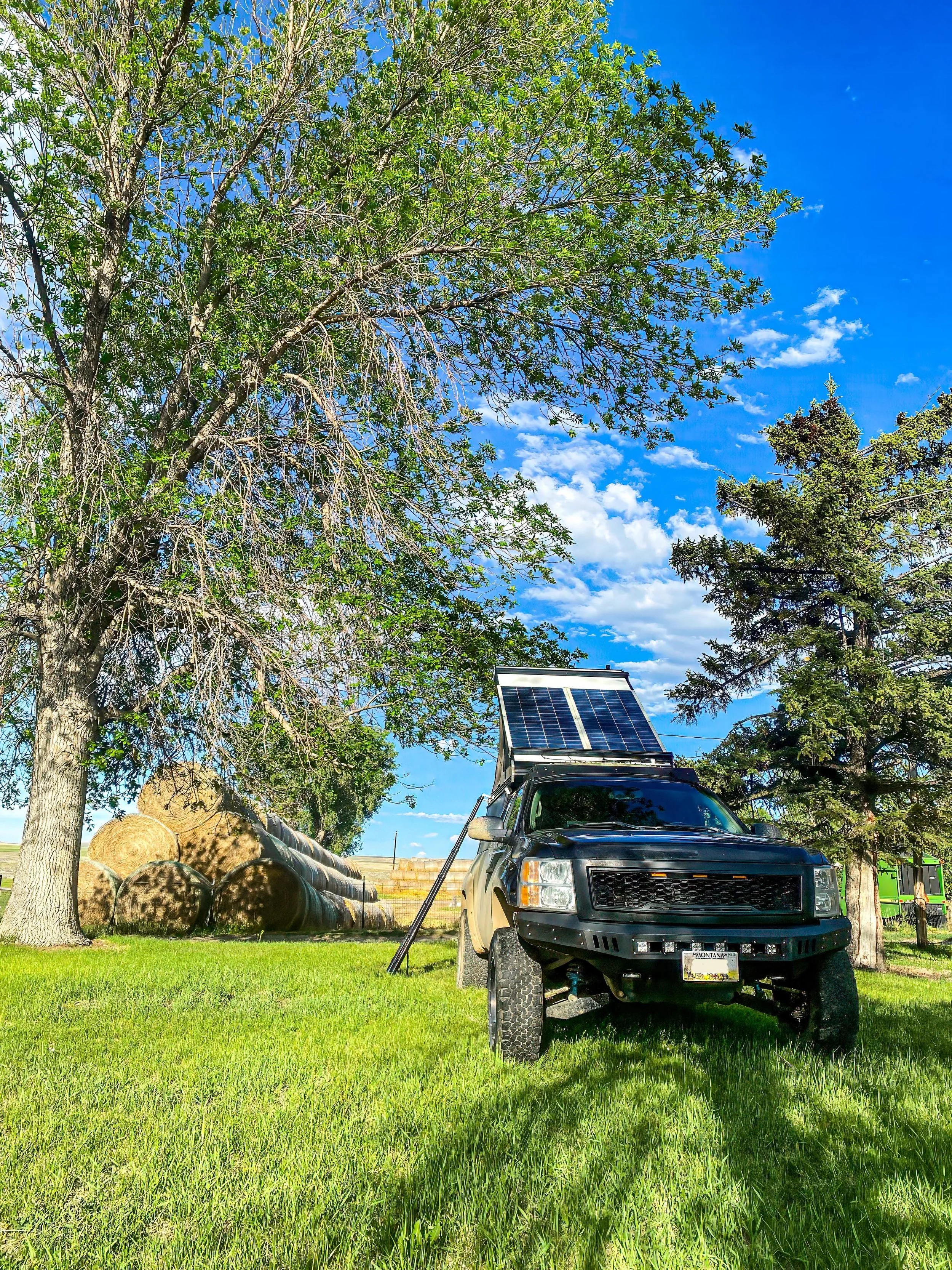 A bit different spot than what I usually go for, but not a bad place to post up while visiting family last week!  #camping #campinglife #montana #summertime #summervibes