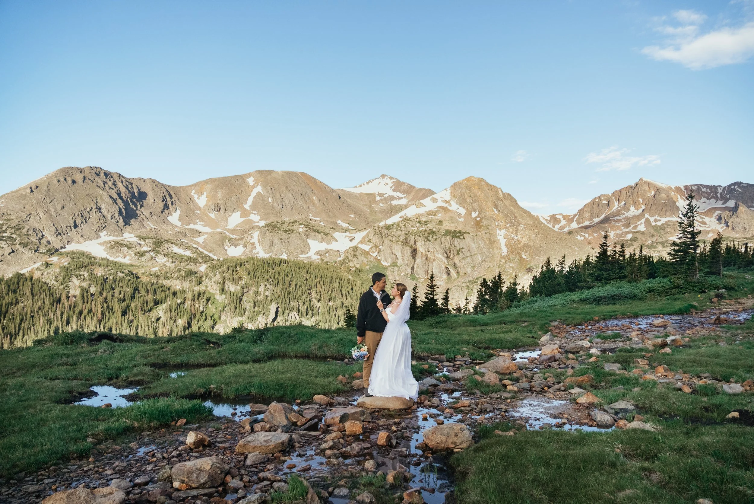 How to Elope in Colorado: A 2026 Guide