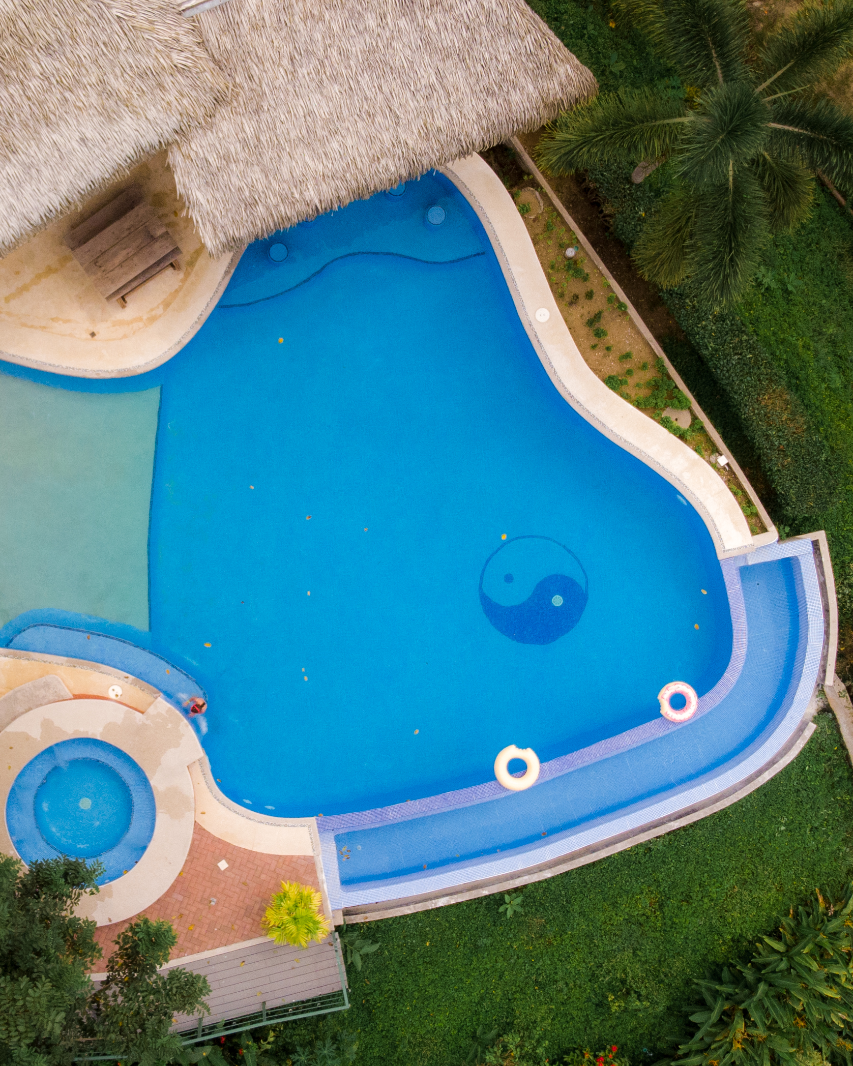 Vista de Olas Hotel - Drone