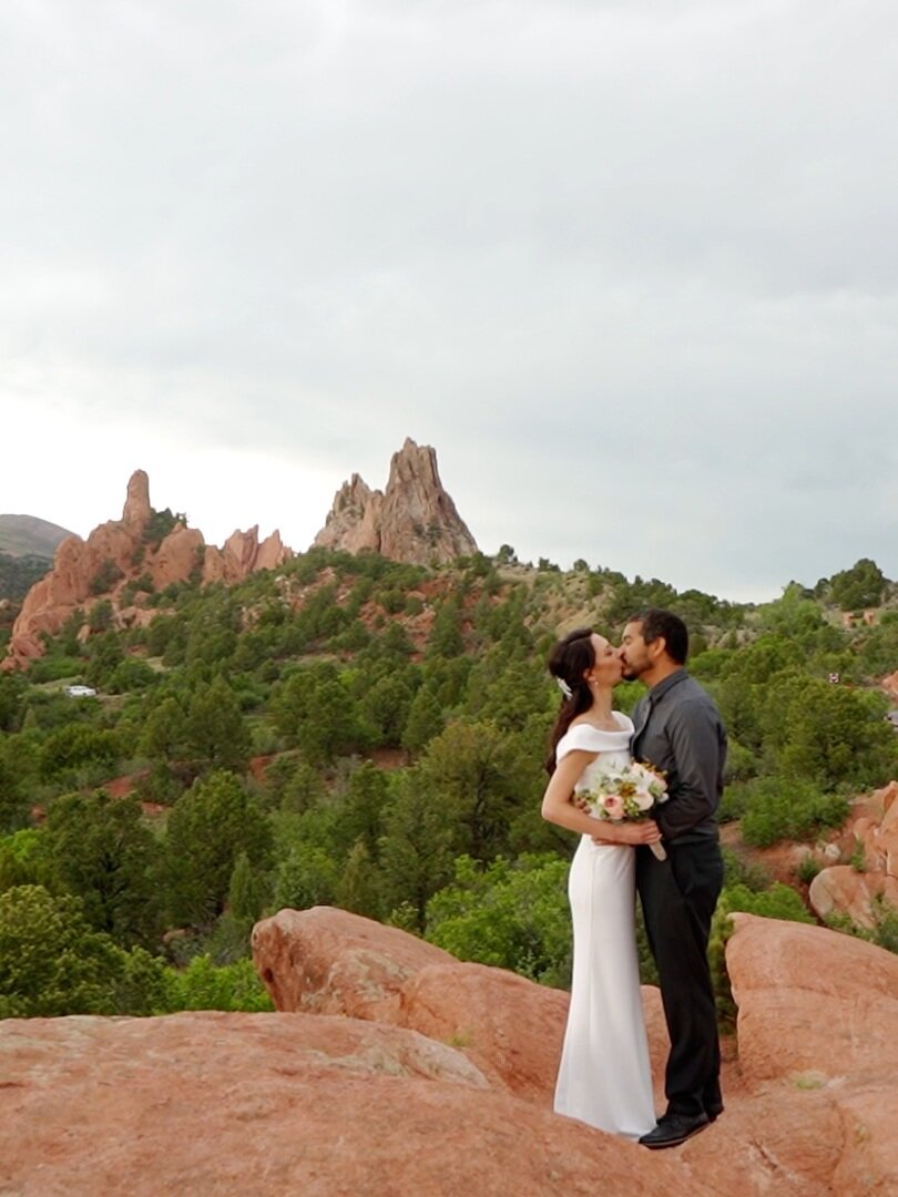 Marie + Tevin | Garden of the Gods Elopement