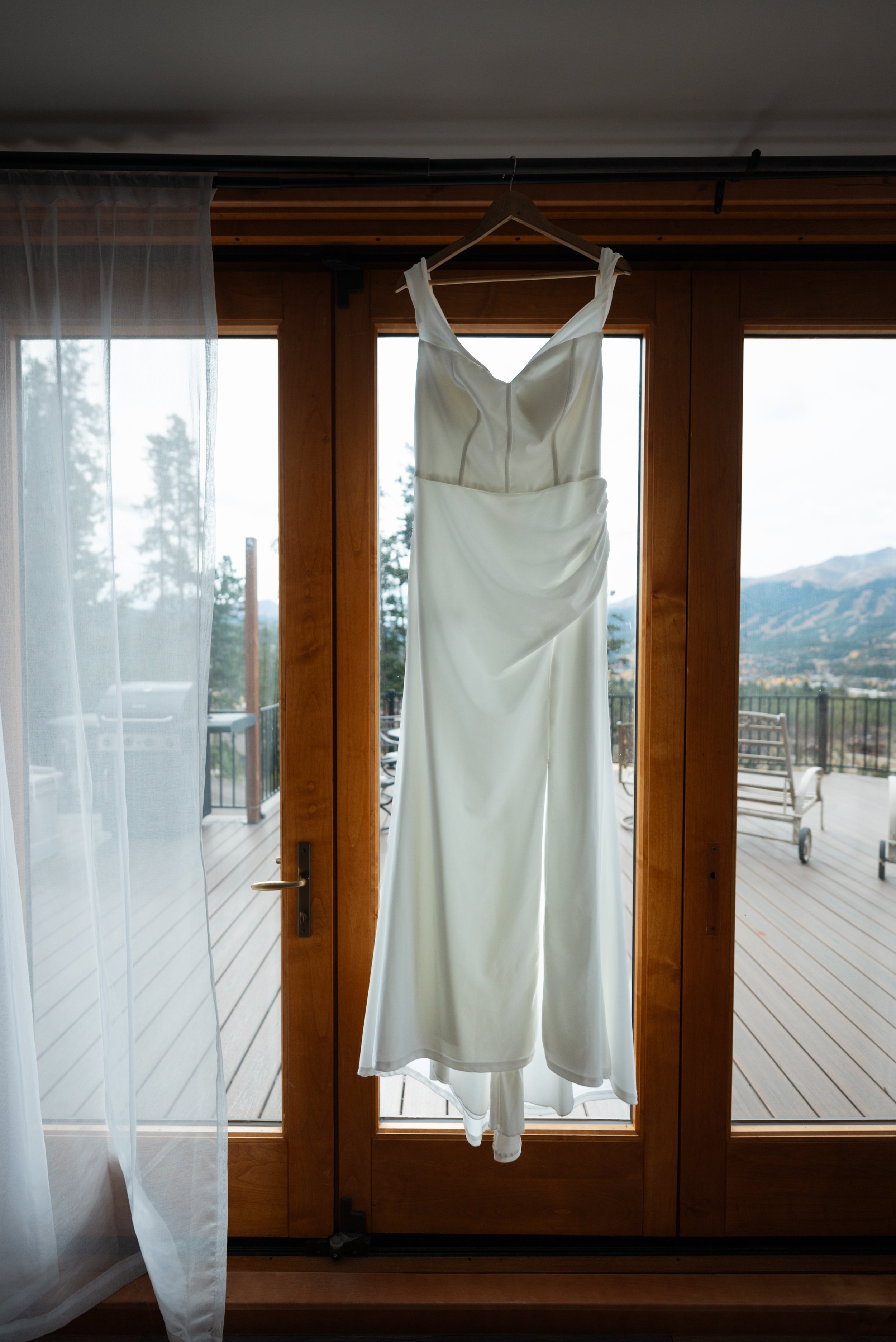 Joshua and Tiffanie - Breckenridge Elopement -5.jpg