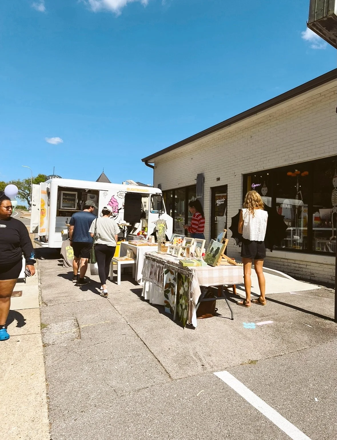 Our vendor fair this past weekend was a big success!! Thank you to all our vendors for making this event so great &amp; to all the people who stopped by to hang &amp; shop 🥹 This fair was a labor of love &amp; getting so many creatives together for 