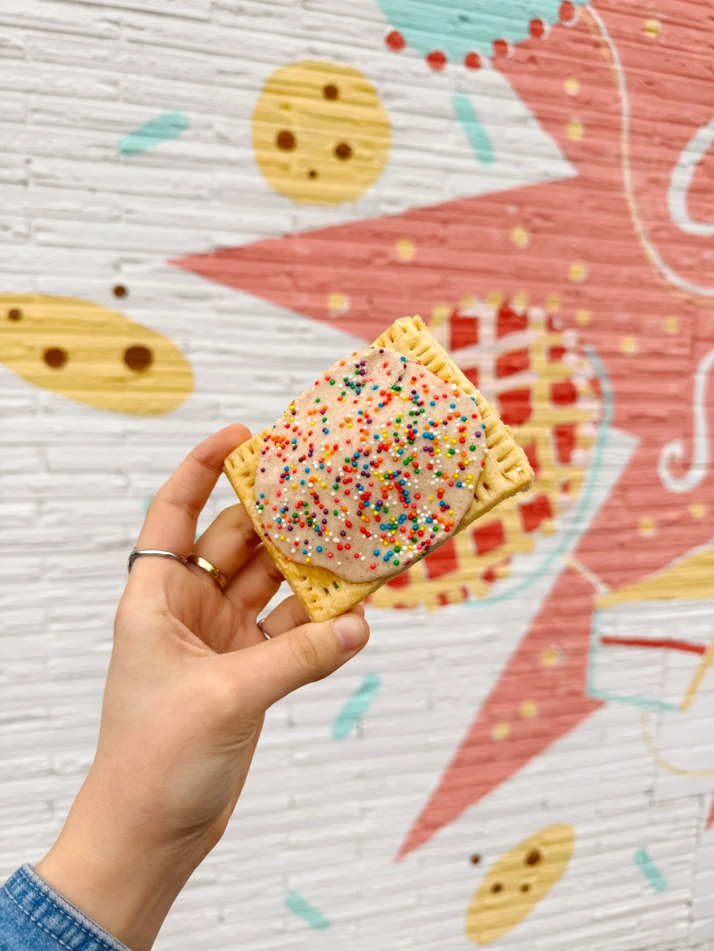 Well Nashville, we will be closed on Saturday and Sunday! Come grab a box of treats to hold ya over during the snow days! We are open 8am-7pm today!! ☃️🌨️🍰