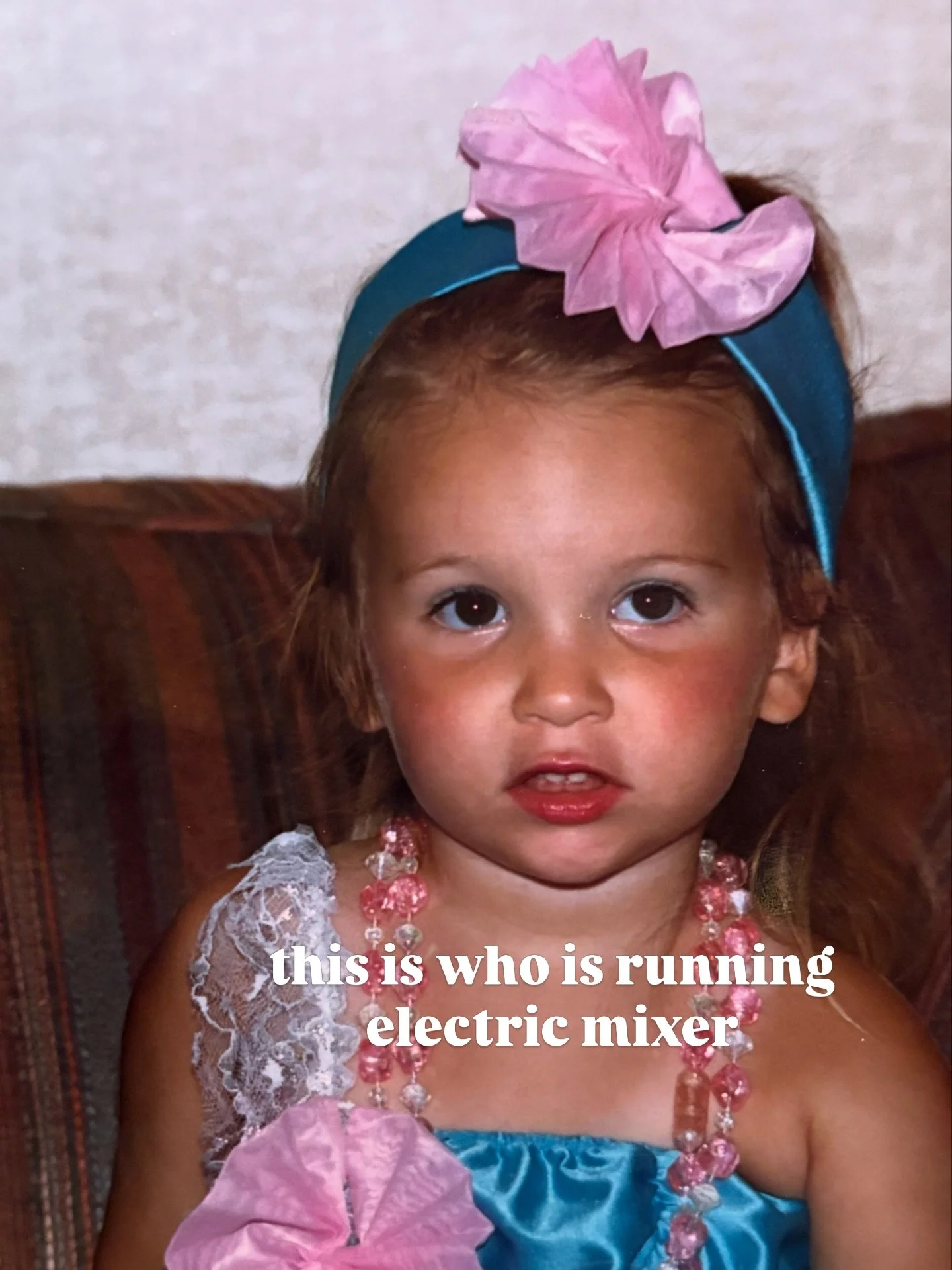 Comment below who you think has the best photo 🫶⚡️ We love our staff sm!!!!