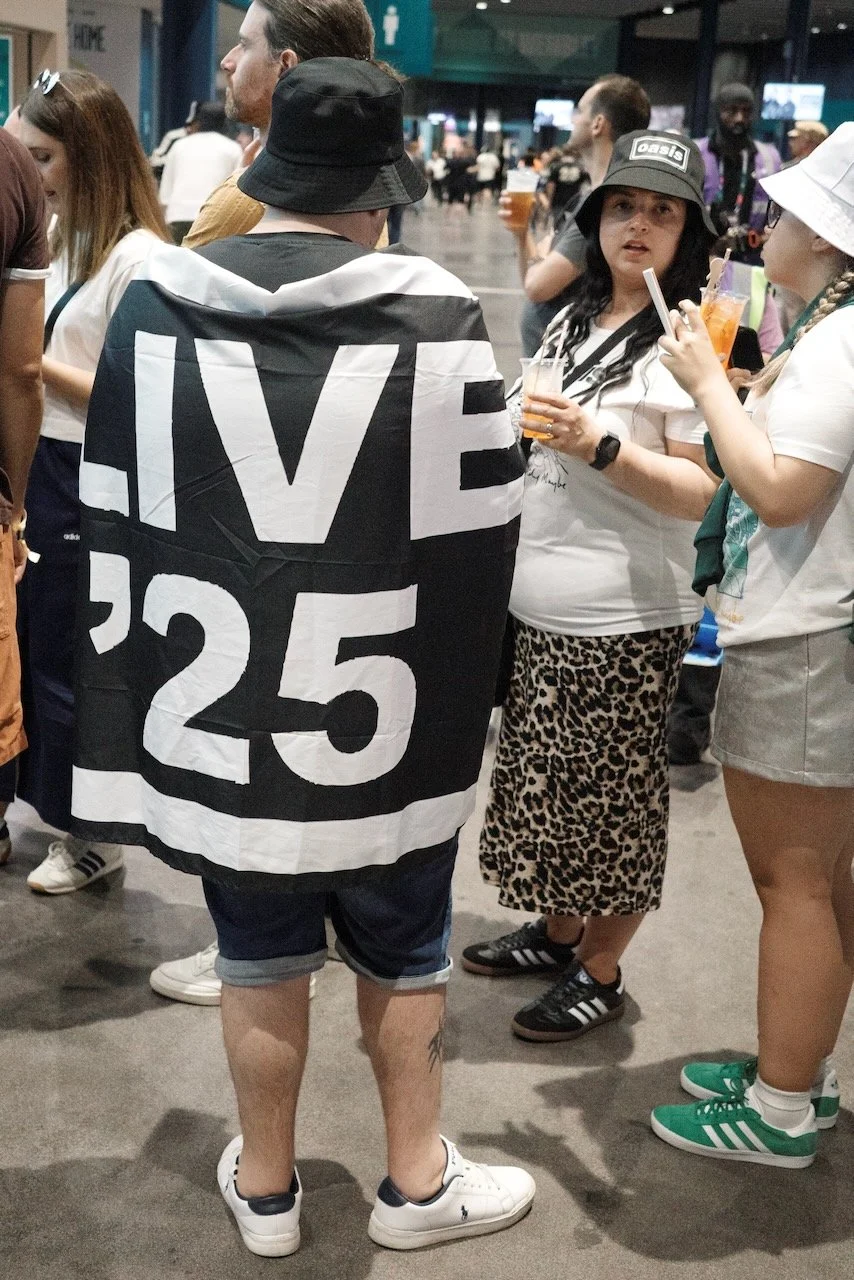 OasisWembley - 25.jpeg