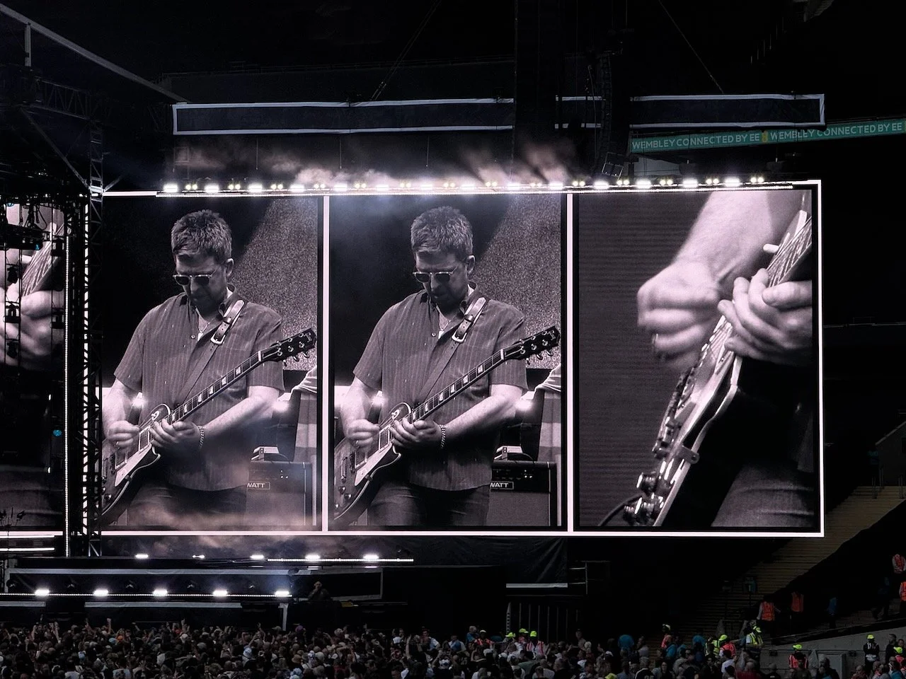 OasisWembley - 31.jpeg