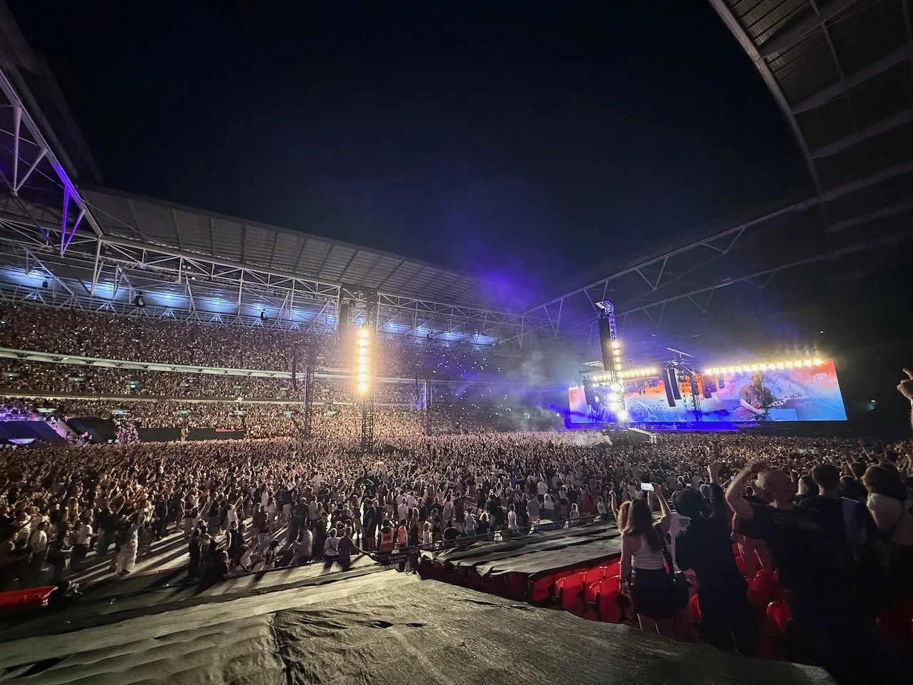 OasisWembley - 58.jpeg