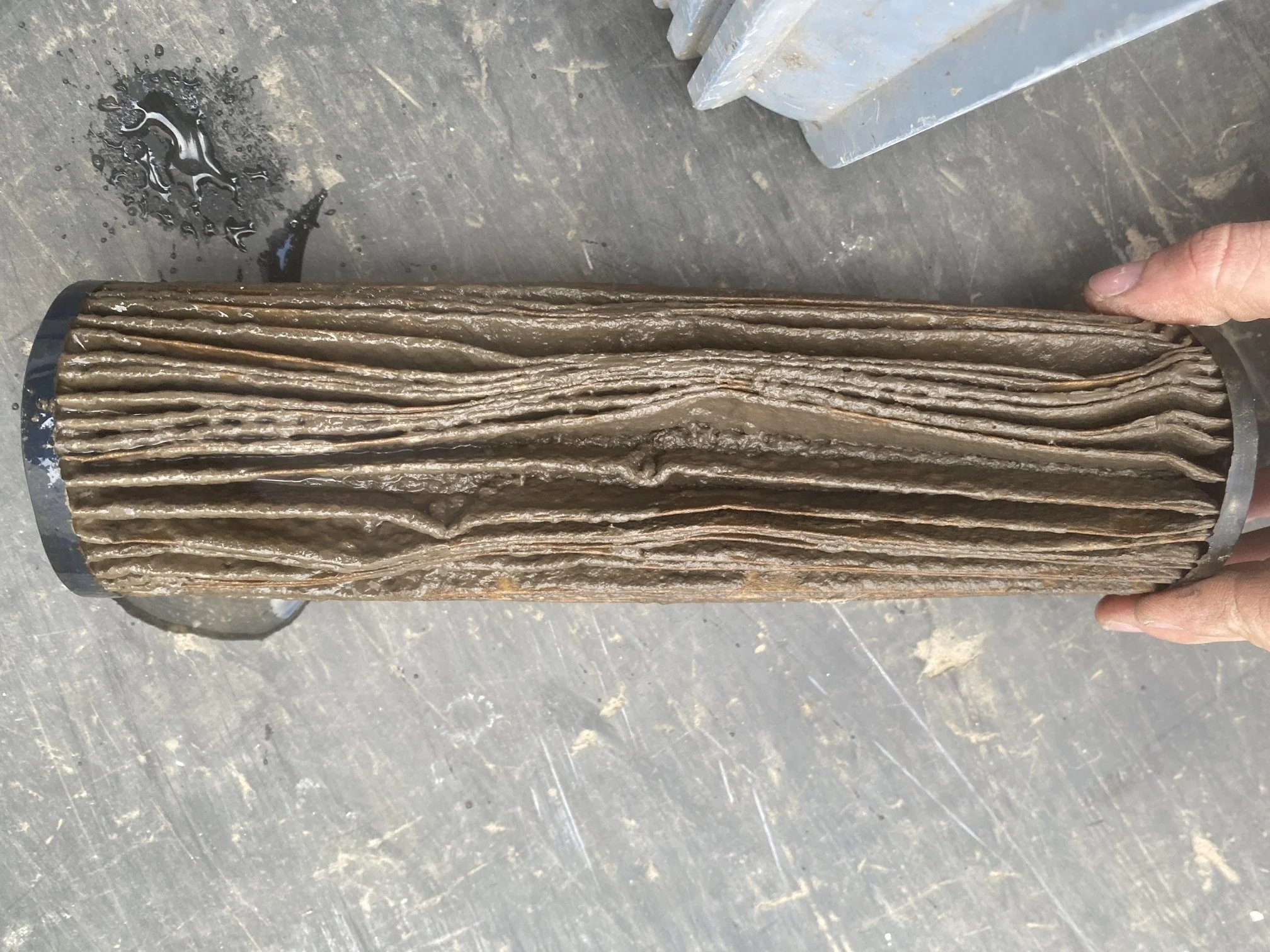 Water filter cartridge old.jpg