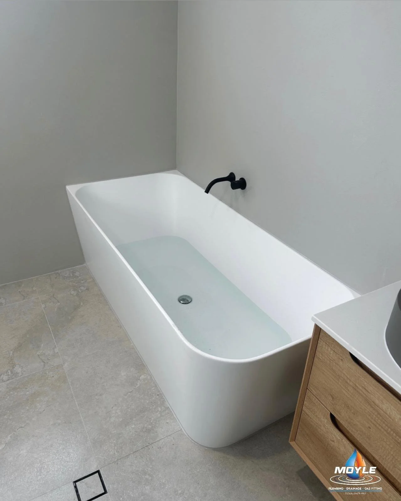 modern-bathroom-renovation-2.jpg.jpg