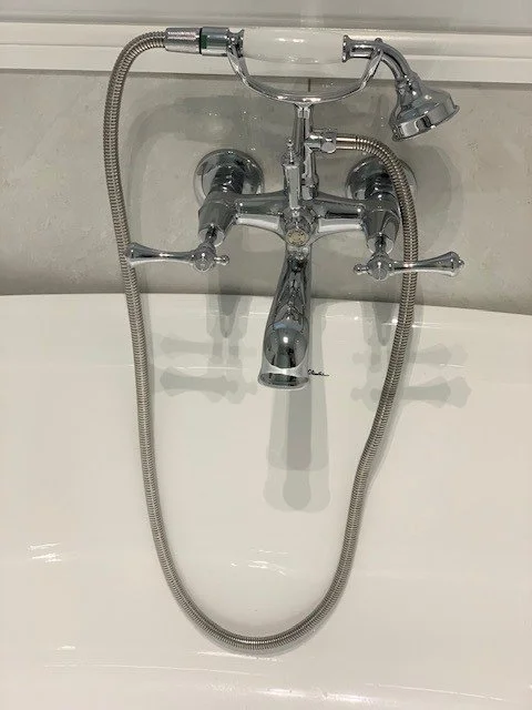 Bath-taps-yatala.jpg