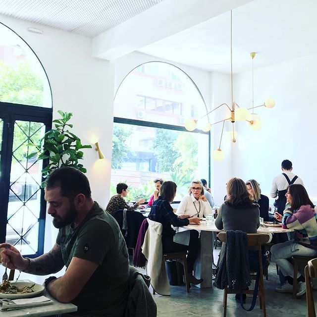 Fun Friday lunch @plus61marrakech #plus61marrakech  #morocco #marrakech #marrakechrestaurant #guelizrestaurant #instagramfood #igfoodies #passionpassport #flashesofdelight #cleaneating #cleanfood #sydneyfood #australia #freshfood