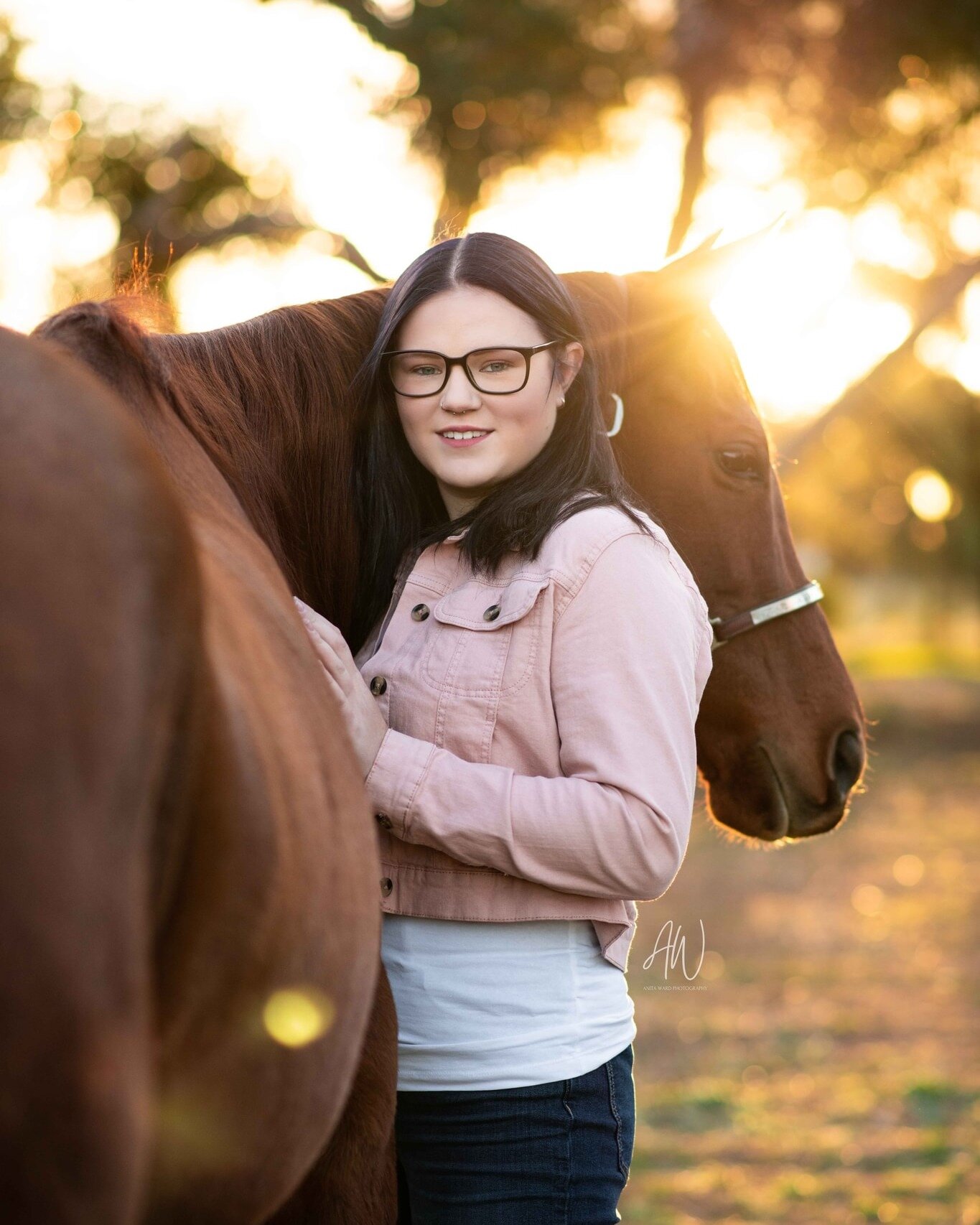 A heartfelt sneak peek for Angel, and her remarkable mare Ruby, from their session Sunday afternoon.
⁣
Ruby, a 15-year-old Thoroughbred mare, holds a special place in Angel's heart, and her story is nothing short of extraordinary. Allow me to share t