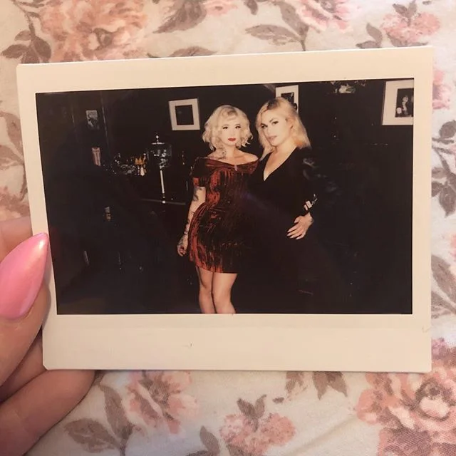 Y&rsquo;all, I can&rsquo;t begin to express how proud of @rosemarykisses I am. 💖When we started working together, she expressed to me how she wanted to keep classic burlesque and old Hollywood alive (She was already mega-talented btw). I encouraged 