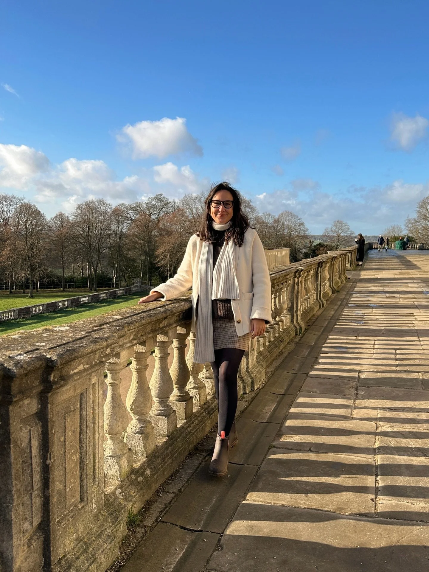 A calm festive day in the countryside. 
Time to give your brain a break and snuggle up in cosy layers, listen to the christmassy choir, and enjoy all of the comforting festive favourites old and new ✨