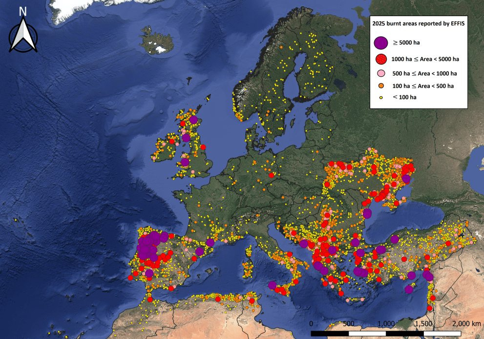 Map of Europe showing projected regional changes in tourism demand under different climate change scenarios.