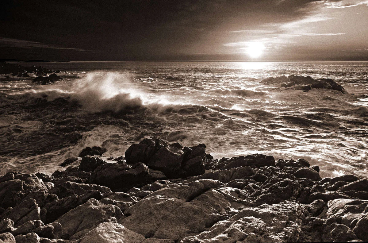 the-raging-sea.jpg