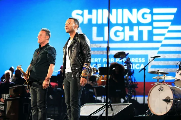 John+Legend+Andra+Day+E+Networks+Shining+Light+BlS8Xr3RyTyl.jpg