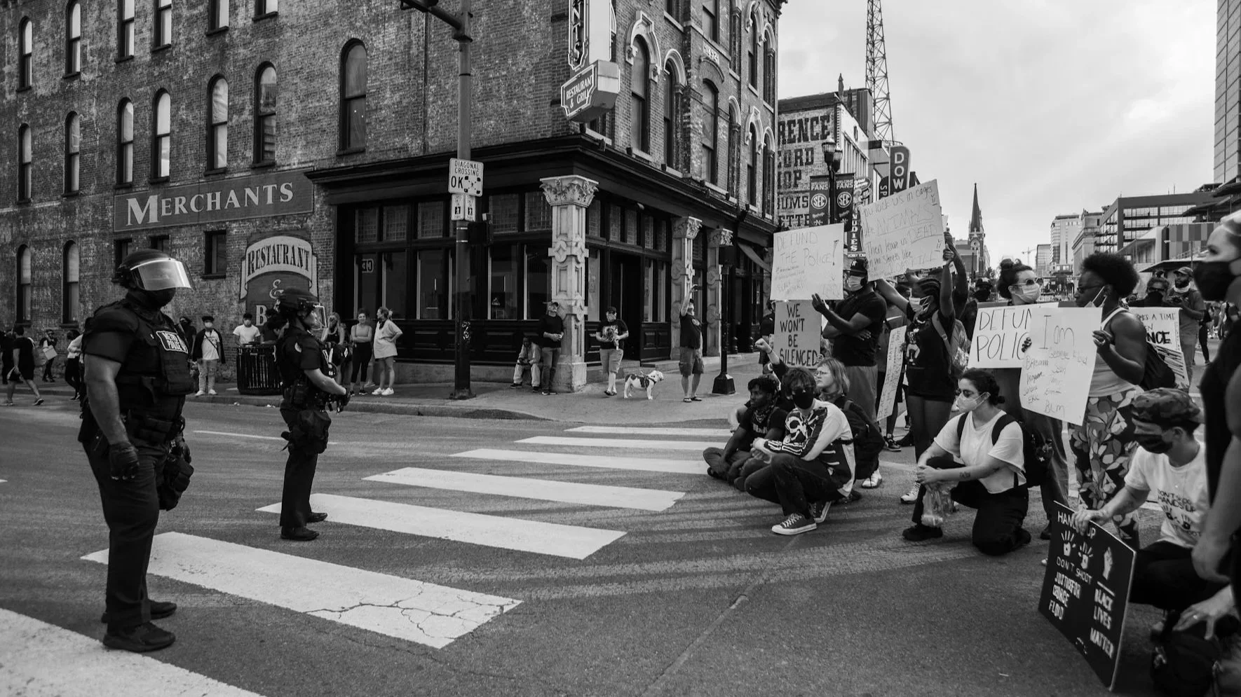 The Role of Photography in College Journalism and Media Studies