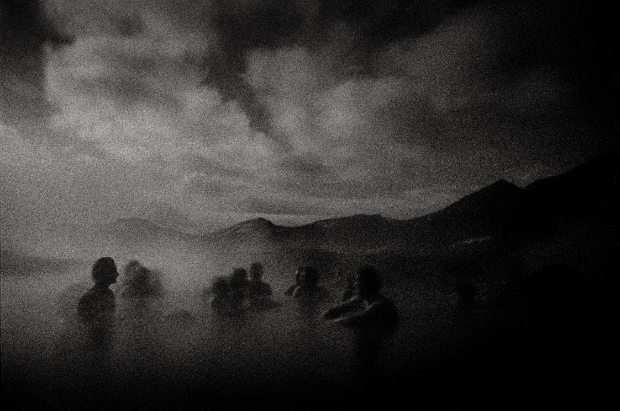 04_axelsson behind mountains_rgb.jpg