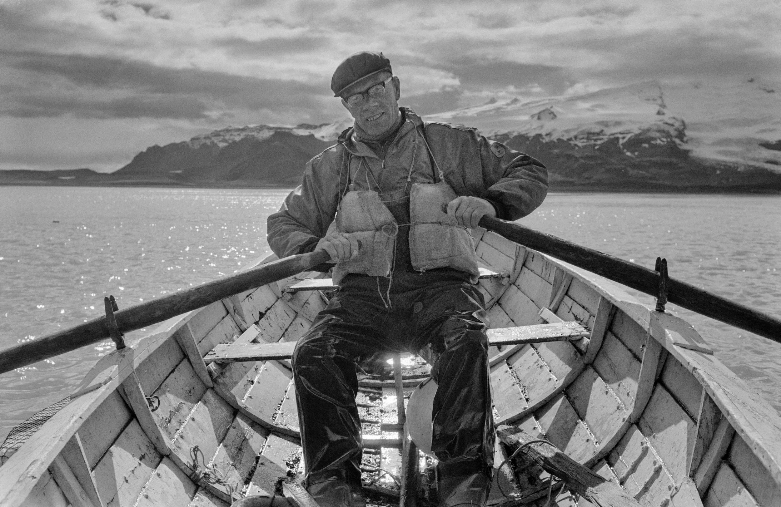 Rax_2009090508-Seal Hunters-Iceland-1968.jpg